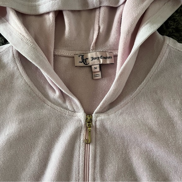 Juicy couture zip - Picture 2 of 3